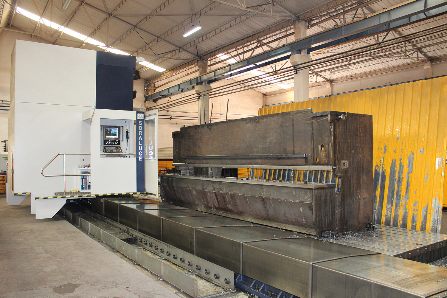 HYDRAULIC GUILLOTINE SHEAR CNC VARIABLE RAKE HYDRAULIC GUILLOTINE SHEAR HYPER 